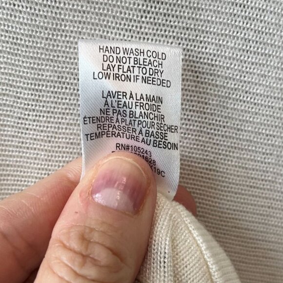 B Collection by Bobeau Curvy Gray Striped Long Sleeve Ivory Sweater 2x NWT - Picture 9 of 9